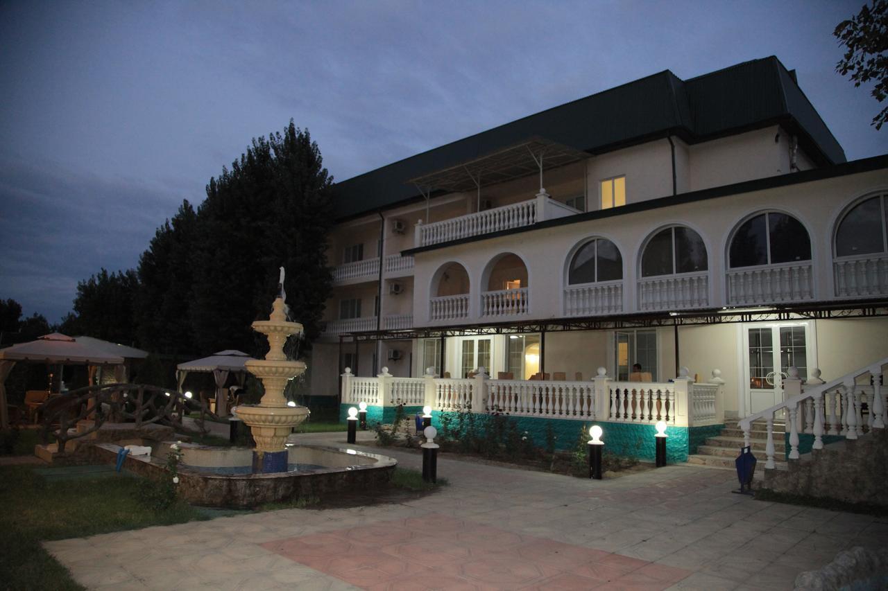 Hotel President Mahacikala Exterior foto